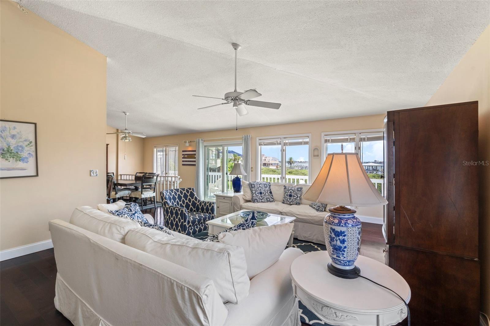 PORPOISE PT - Residential