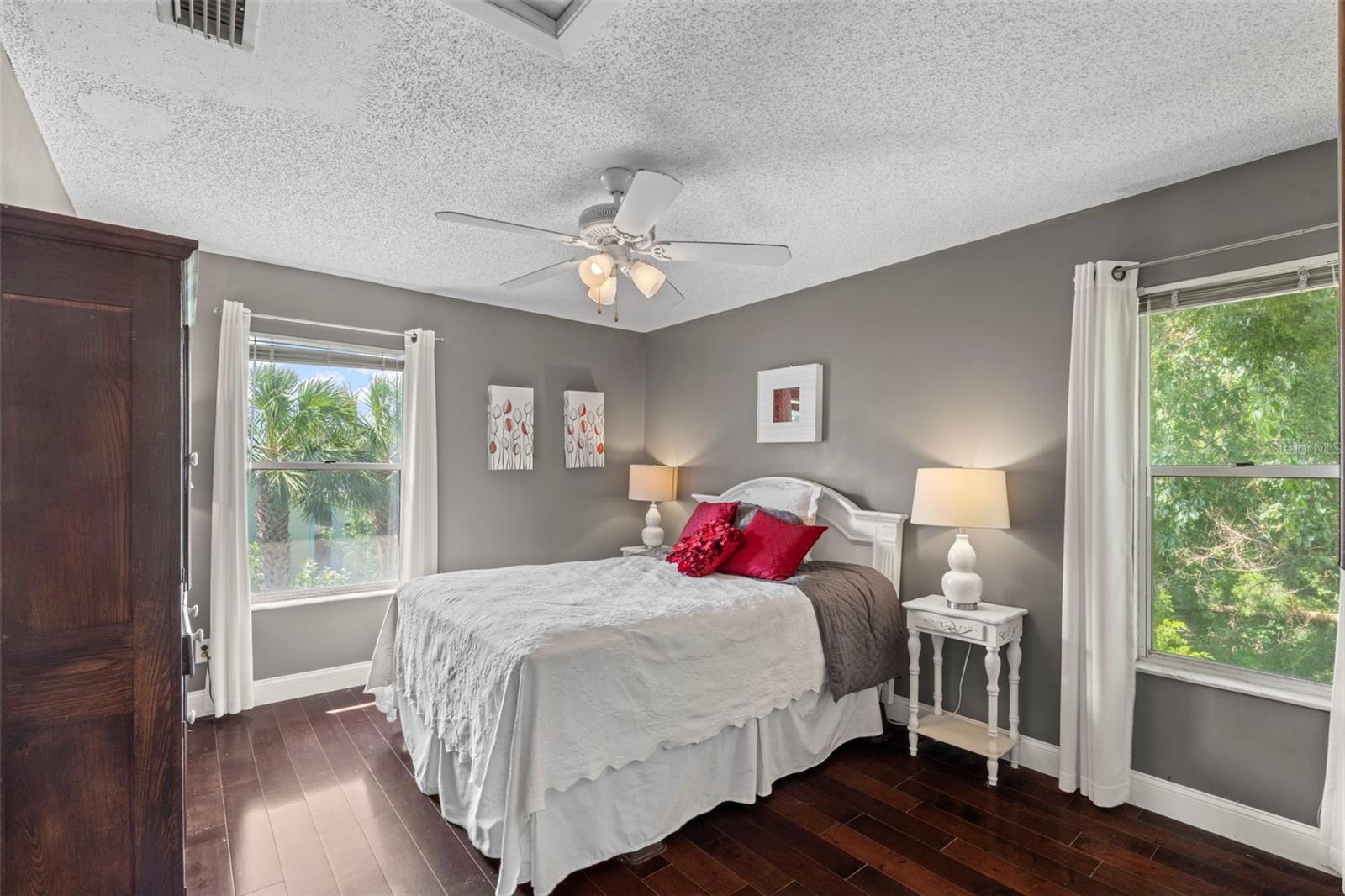 PORPOISE PT - Residential