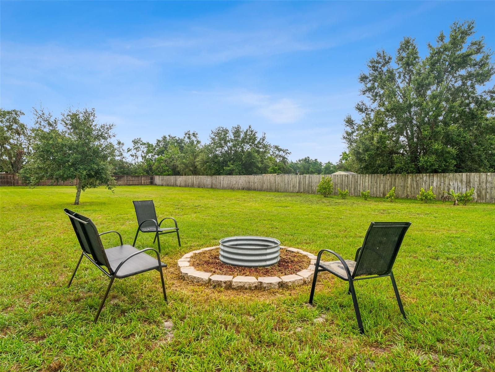 LAKE MCLEOD POINTE PH 02 - Residential