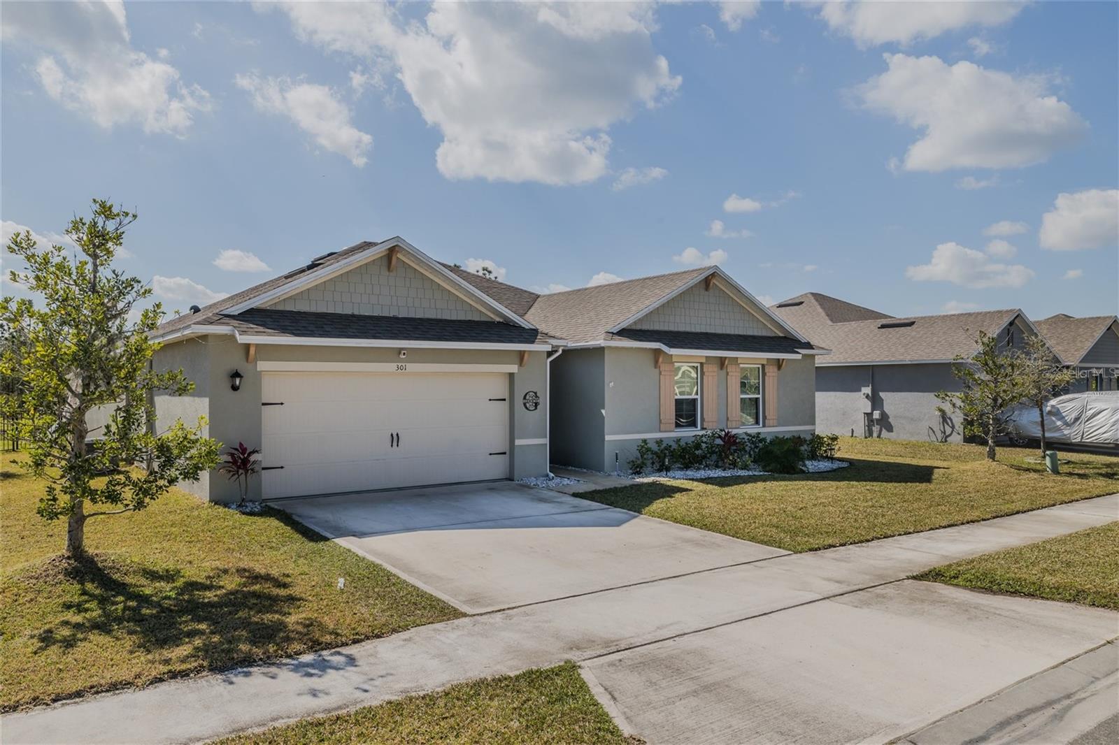 301 SUNSET POINT DRIVE