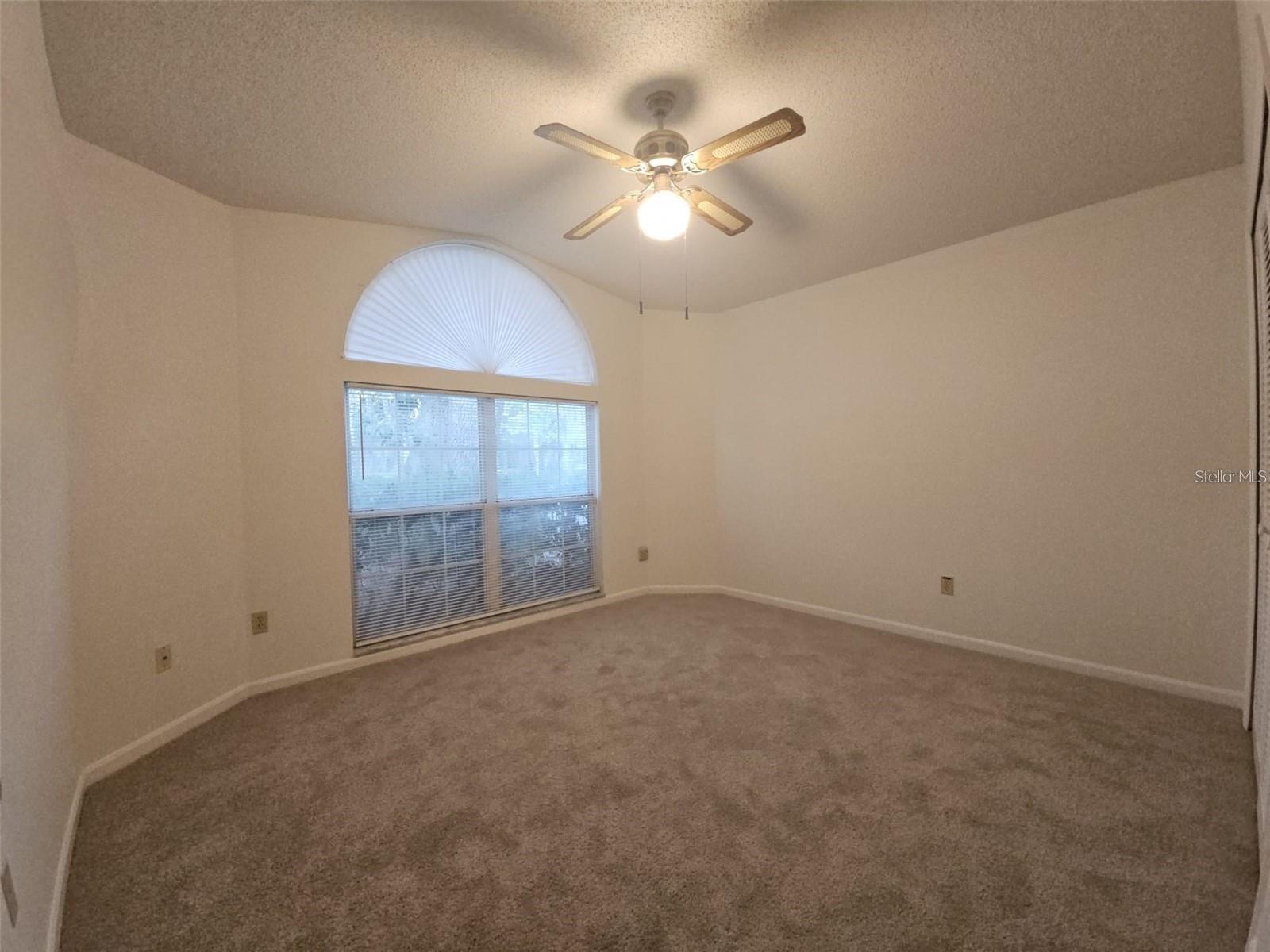 BRADFORD COVE PH 02 - Residential Lease