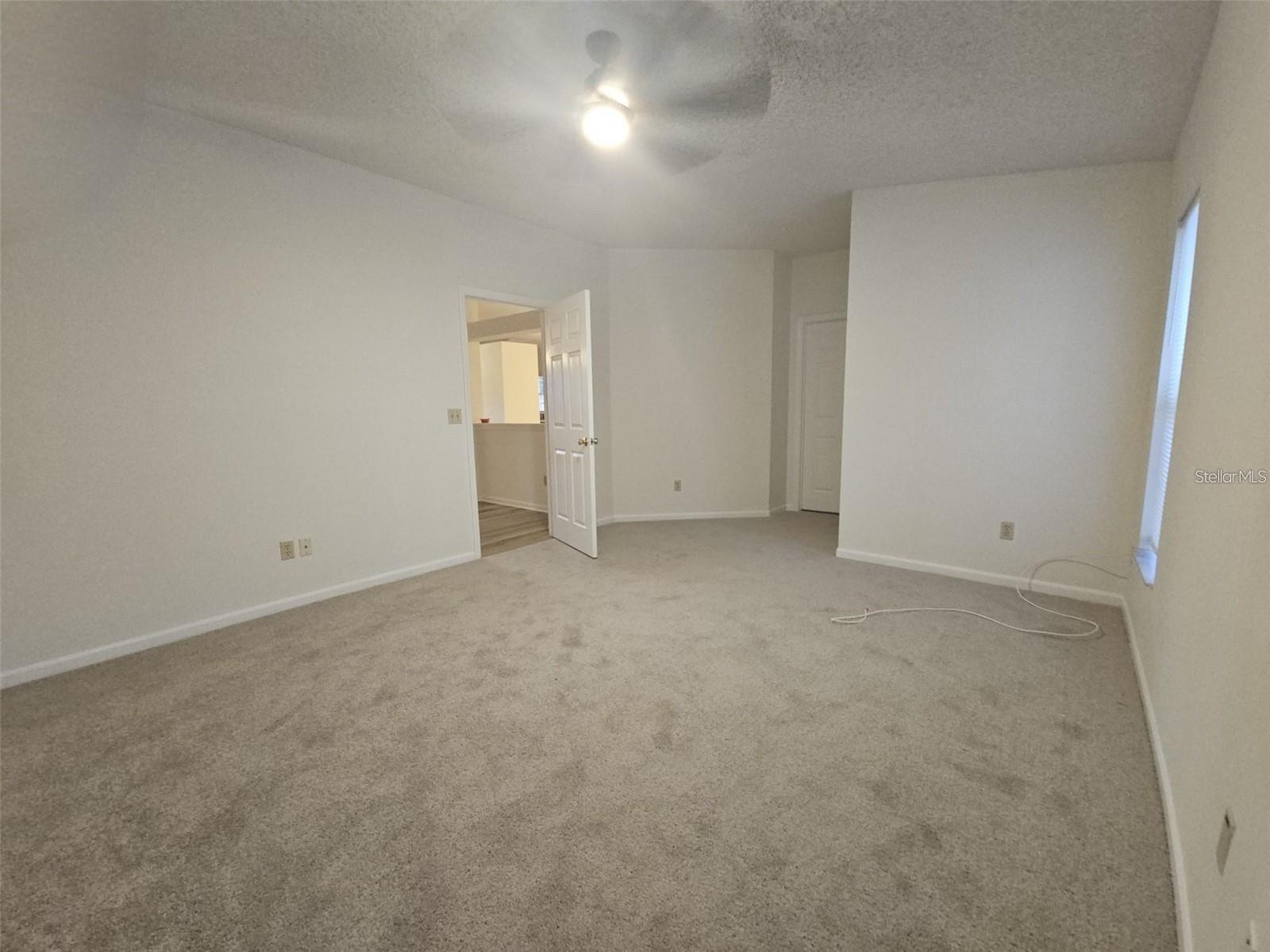 BRADFORD COVE PH 02 - Residential Lease