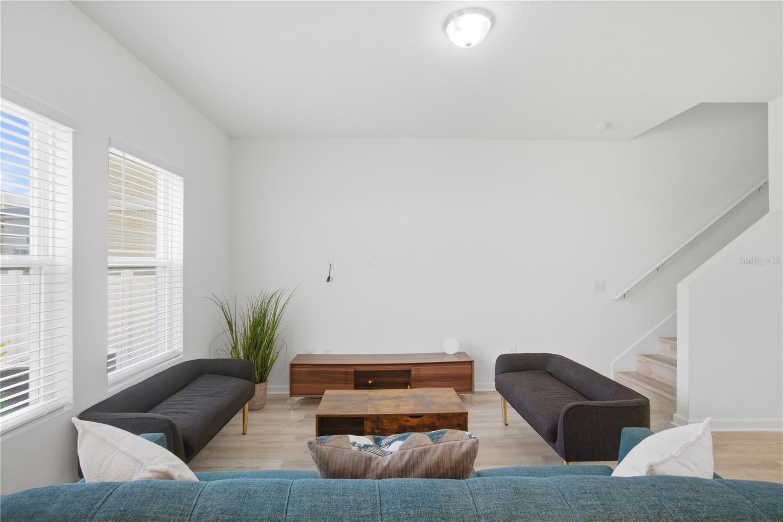 VILLAGES/MINNEOLA HILLS PH 2A - Residential