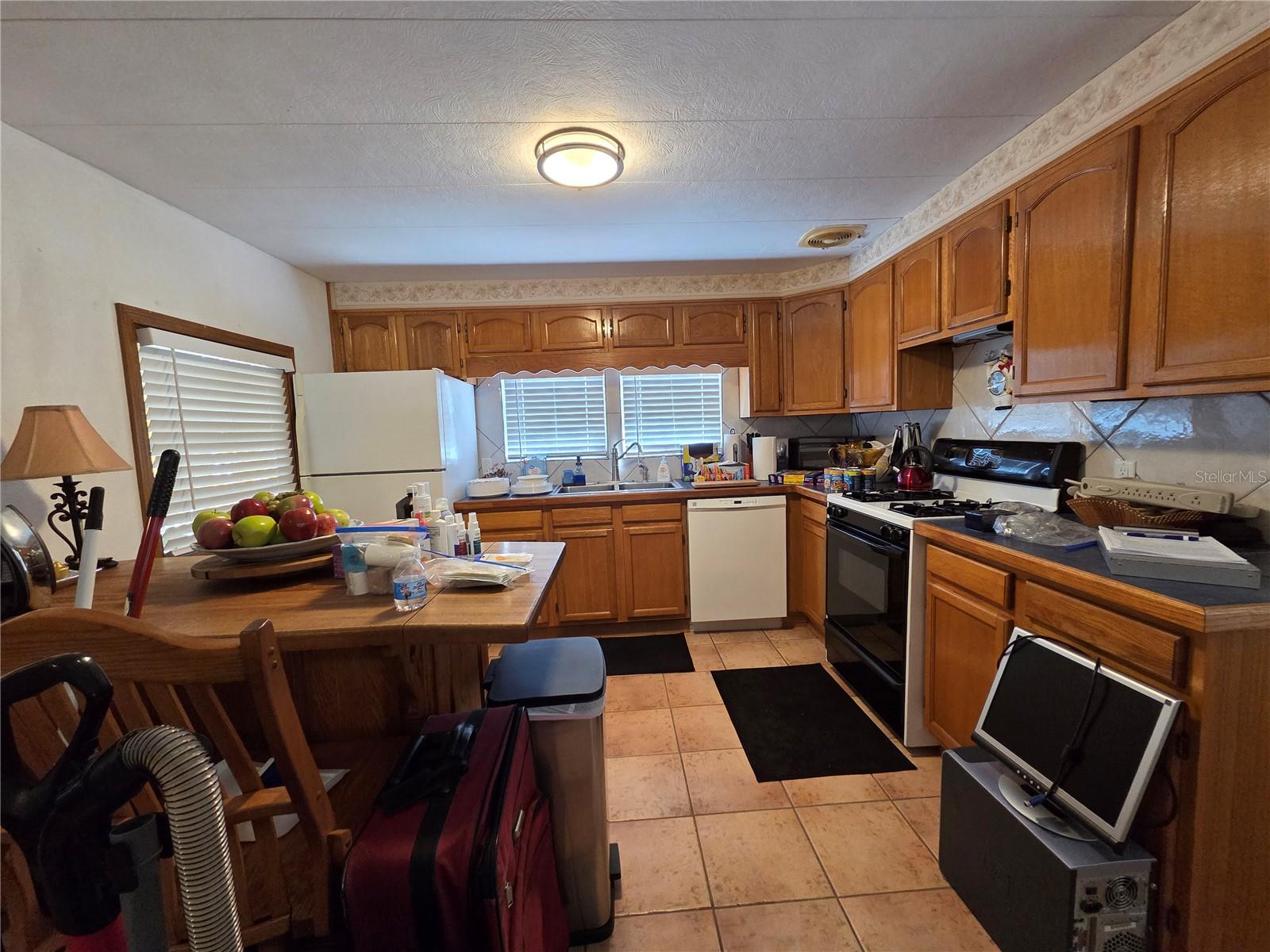 18675 US HIGHWAY 19 N 478