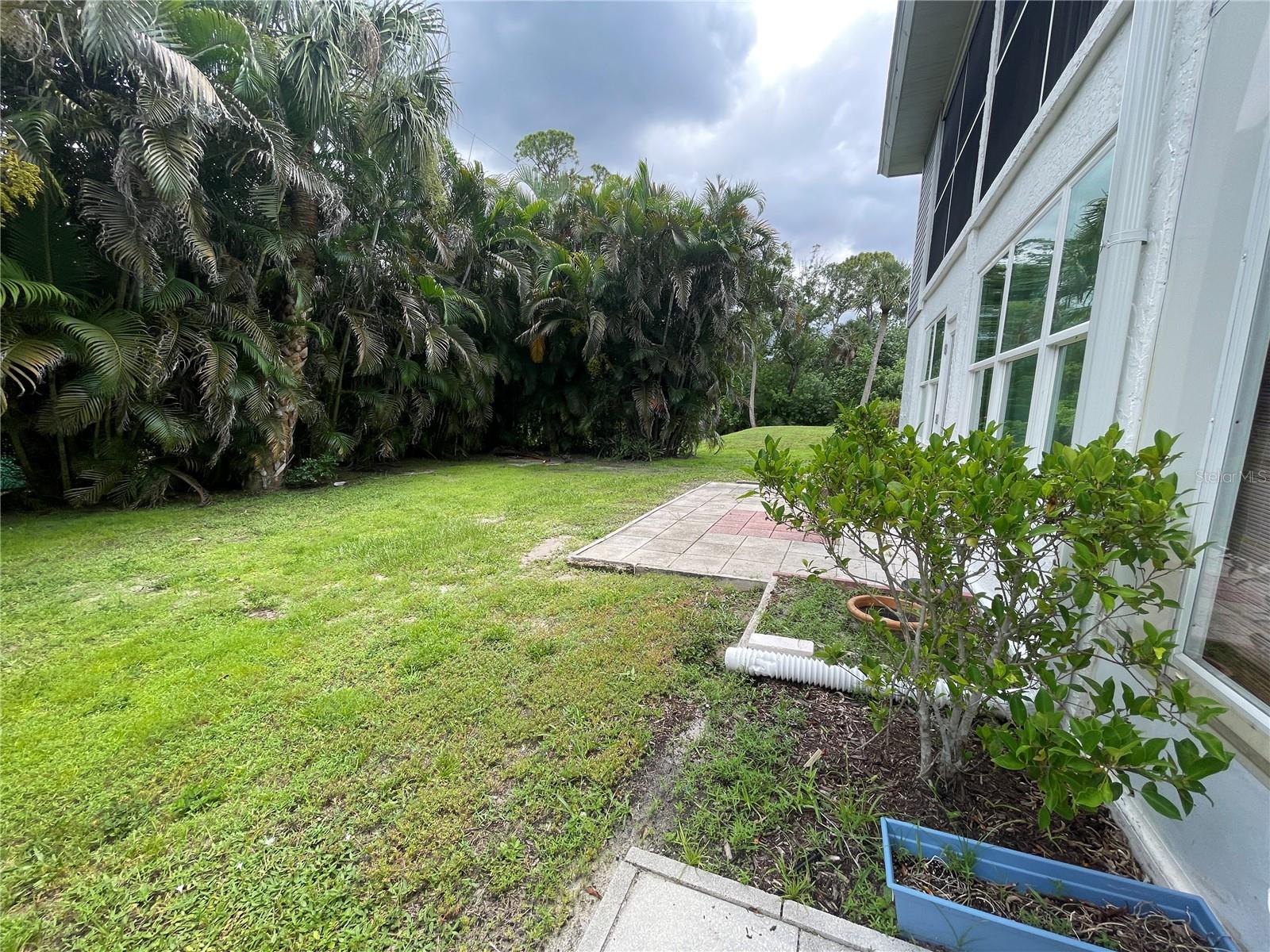 EDGEWATER VILLAGE - Residential