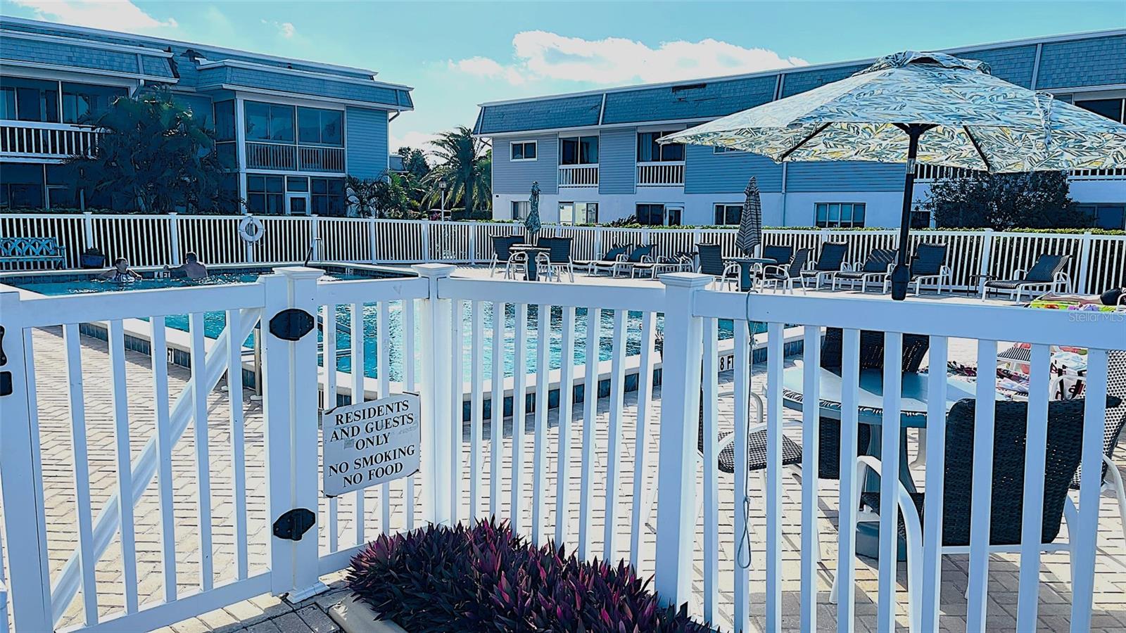 EDGEWATER VILLAGE - Residential