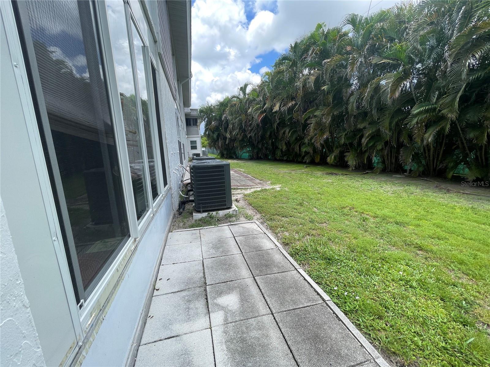 EDGEWATER VILLAGE - Residential