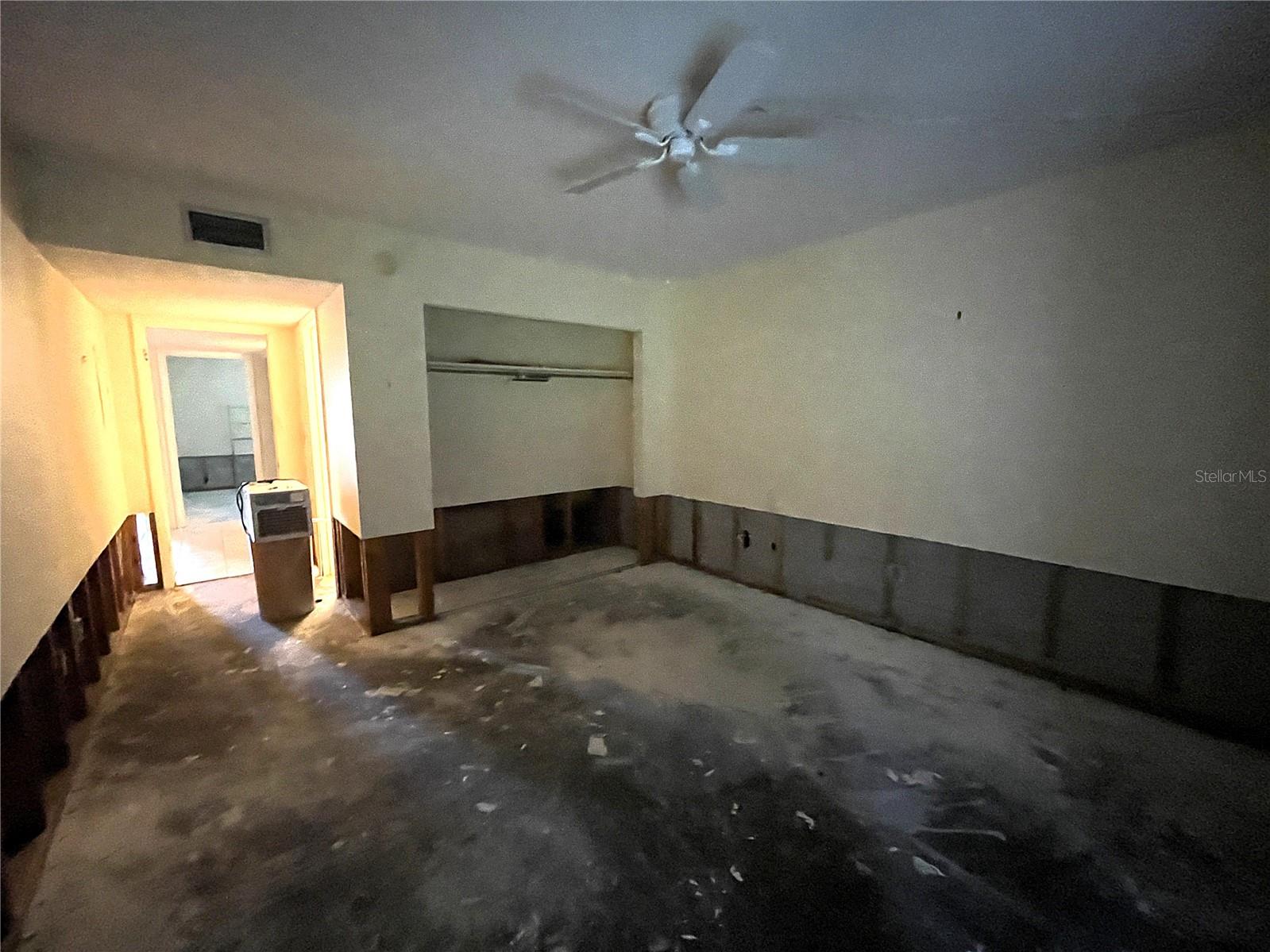EDGEWATER VILLAGE - Residential