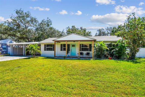 Photo of 4726 W Knights Avenue, Tampa, FL 33611 (MLS # TB8426900)