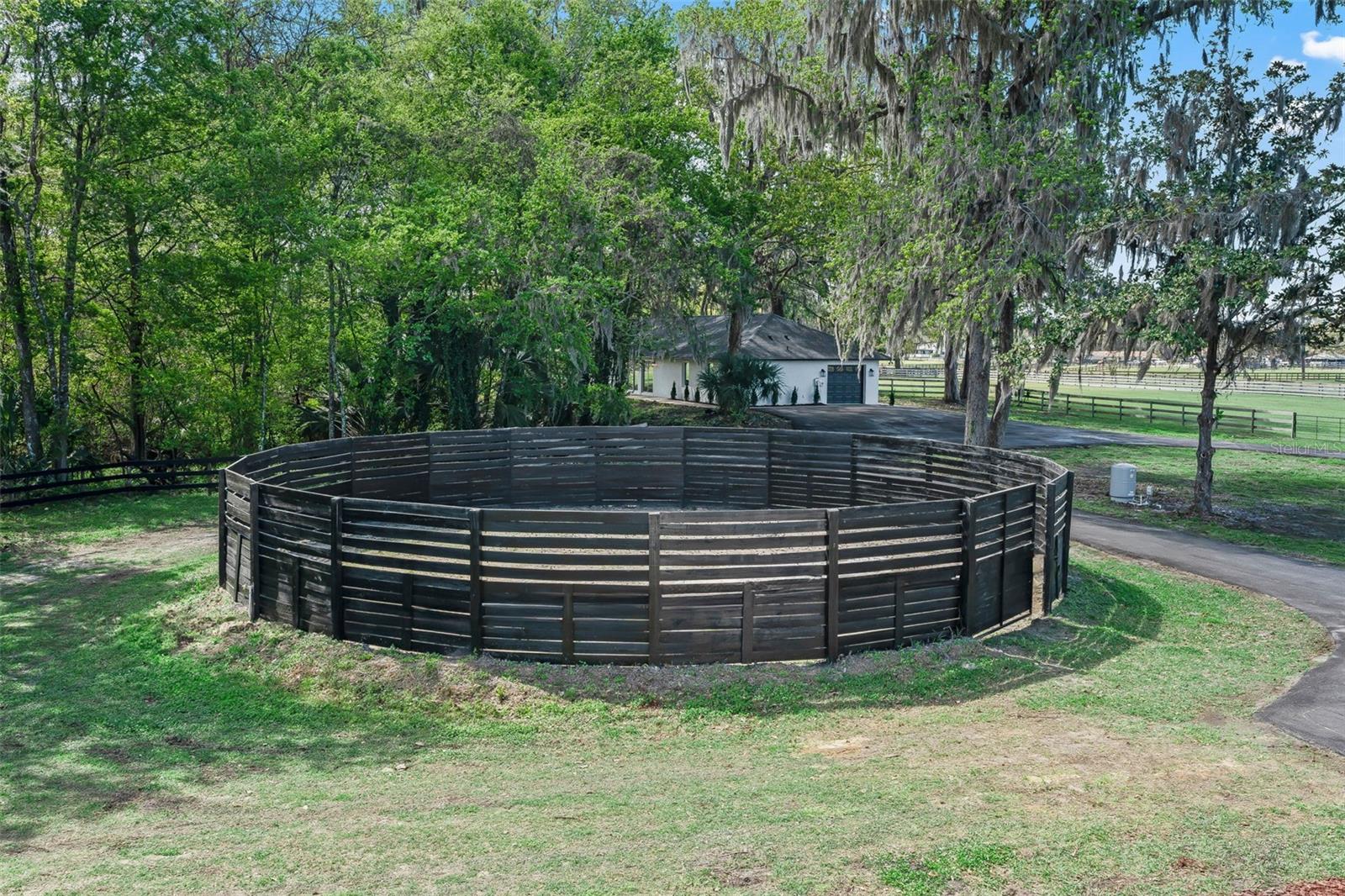 PINNACLE PARK - Residential