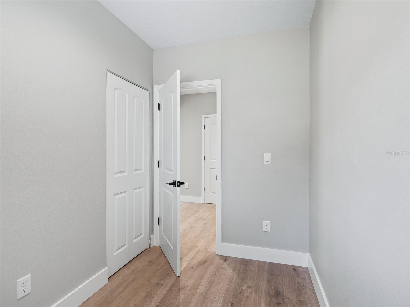 PINNACLE PARK - Residential