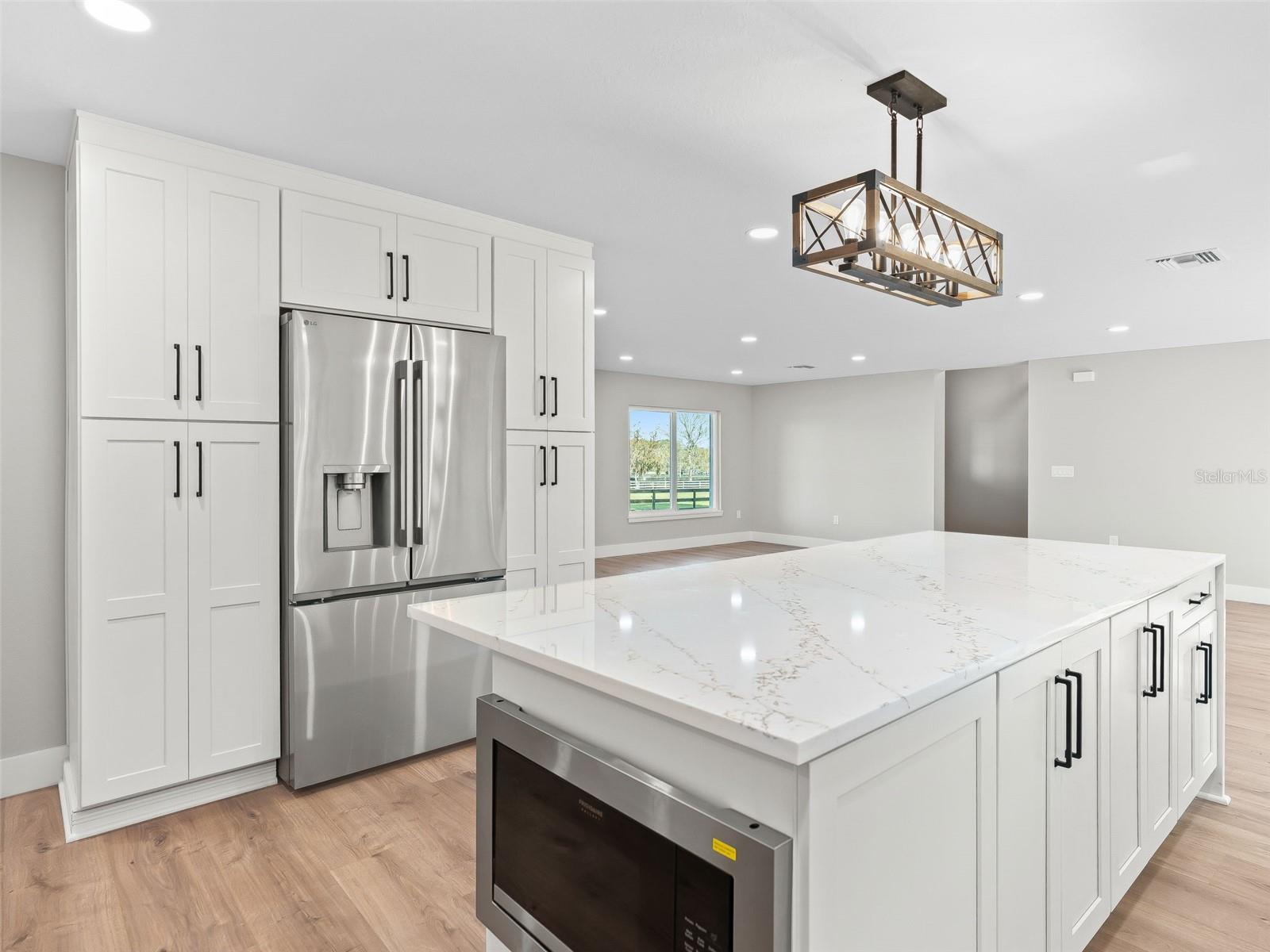 PINNACLE PARK - Residential