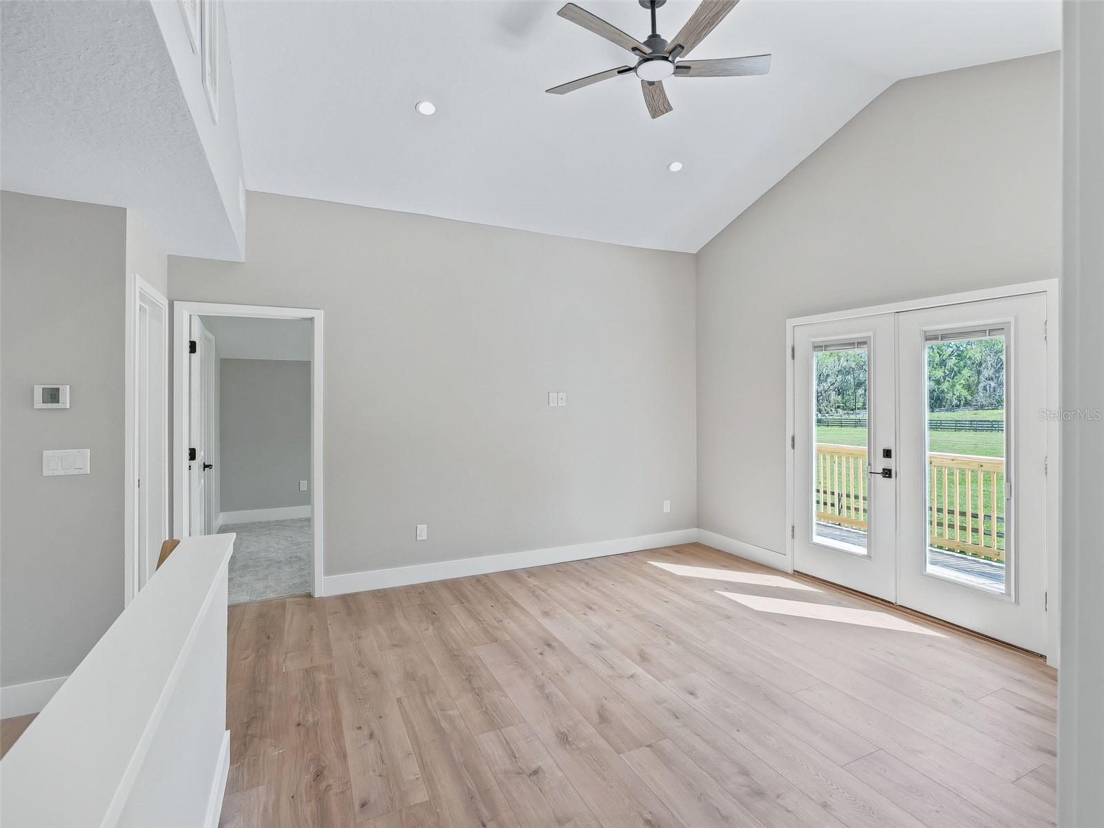 PINNACLE PARK - Residential