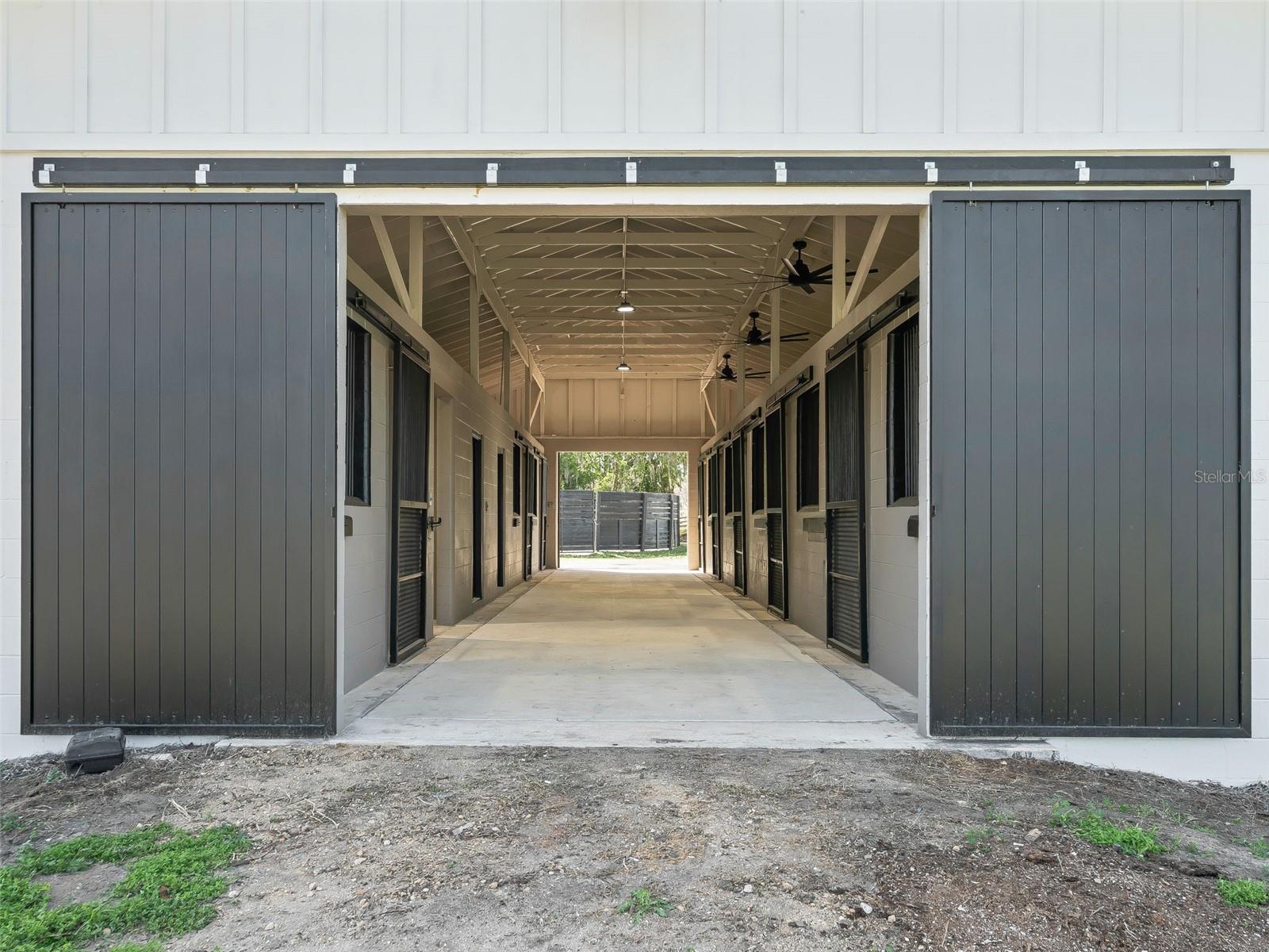 PINNACLE PARK - Residential