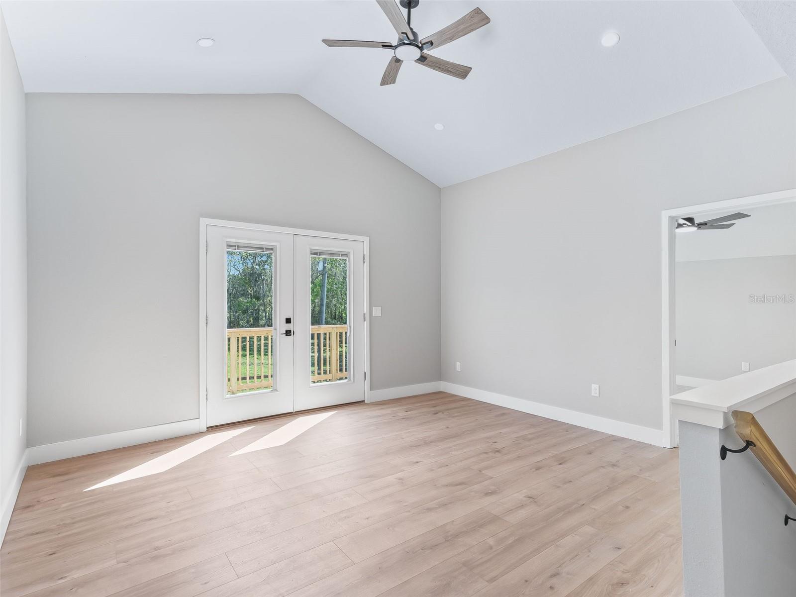 PINNACLE PARK - Residential