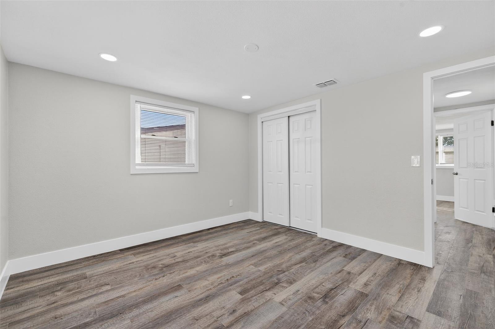 HOLIDAY GARDEN ESTATES - Residential