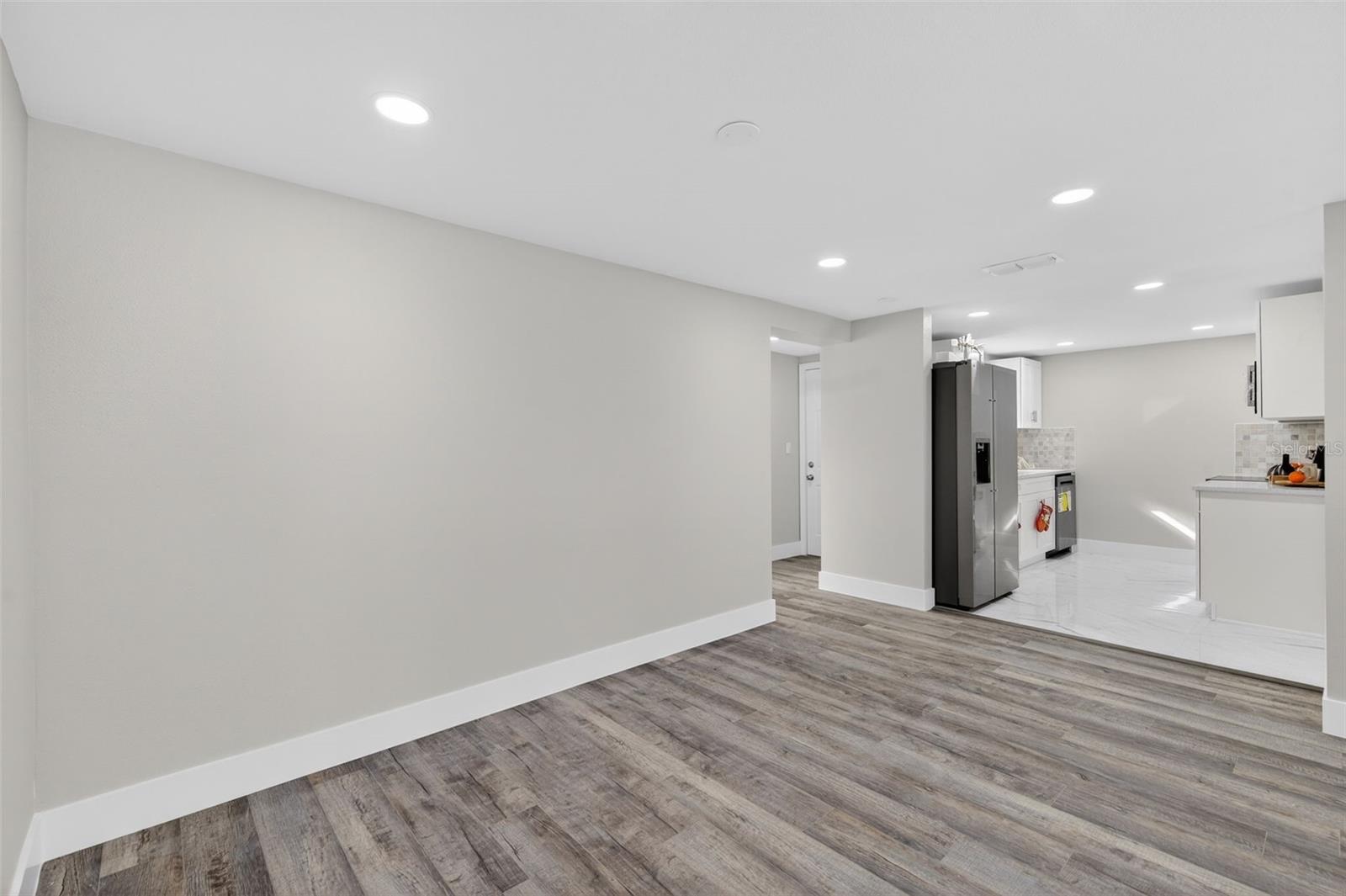 HOLIDAY GARDEN ESTATES - Residential