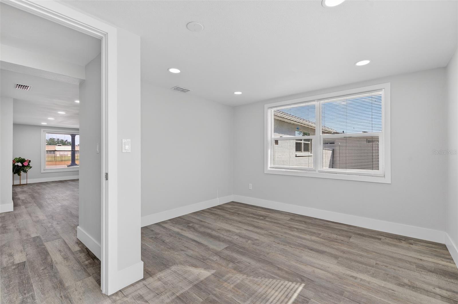 HOLIDAY GARDEN ESTATES - Residential