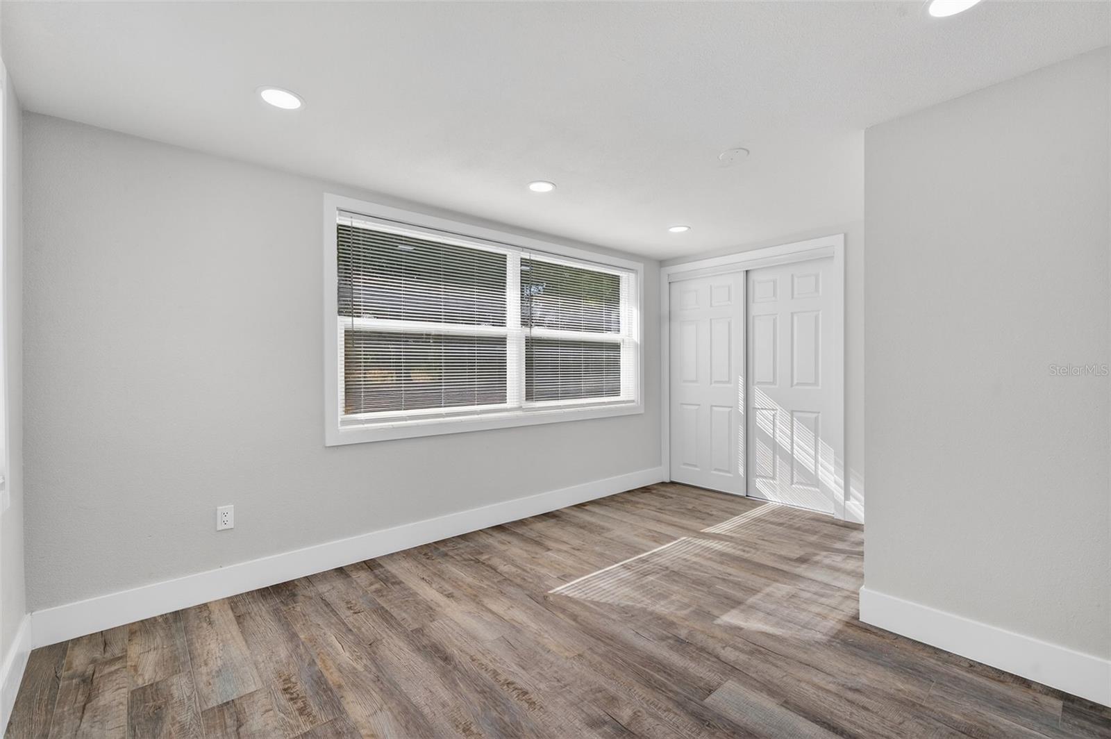 HOLIDAY GARDEN ESTATES - Residential