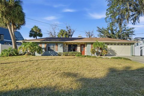 Photo of 2051 NW 17 Street, Crystal River, FL 34429 (MLS # G5107068)