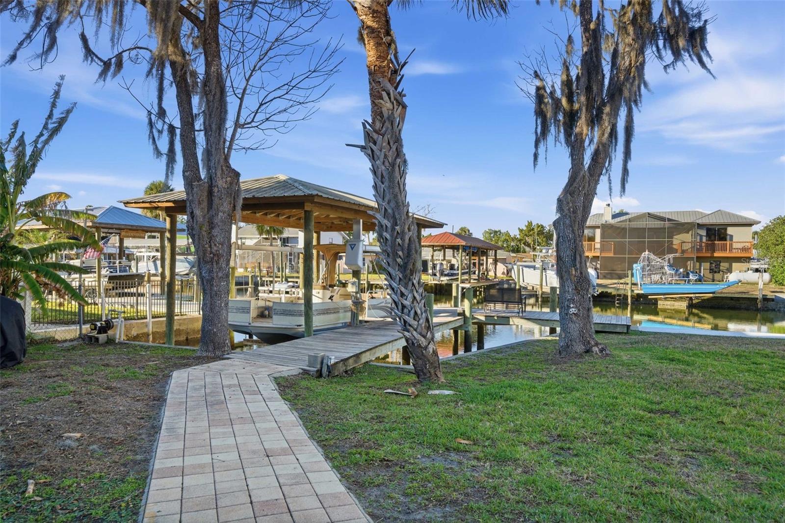 WOODLAND ESTATES - Residential