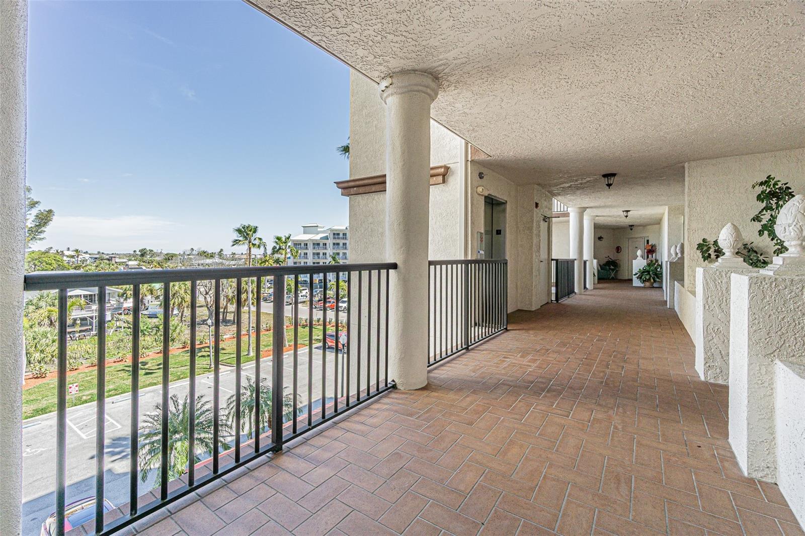 MARQUESA CONDO - Residential