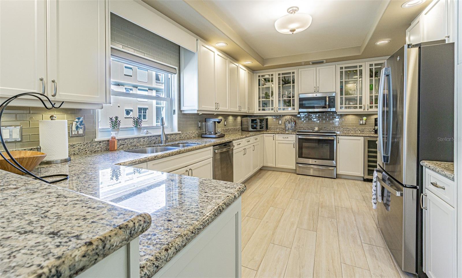 MARQUESA CONDO - Residential