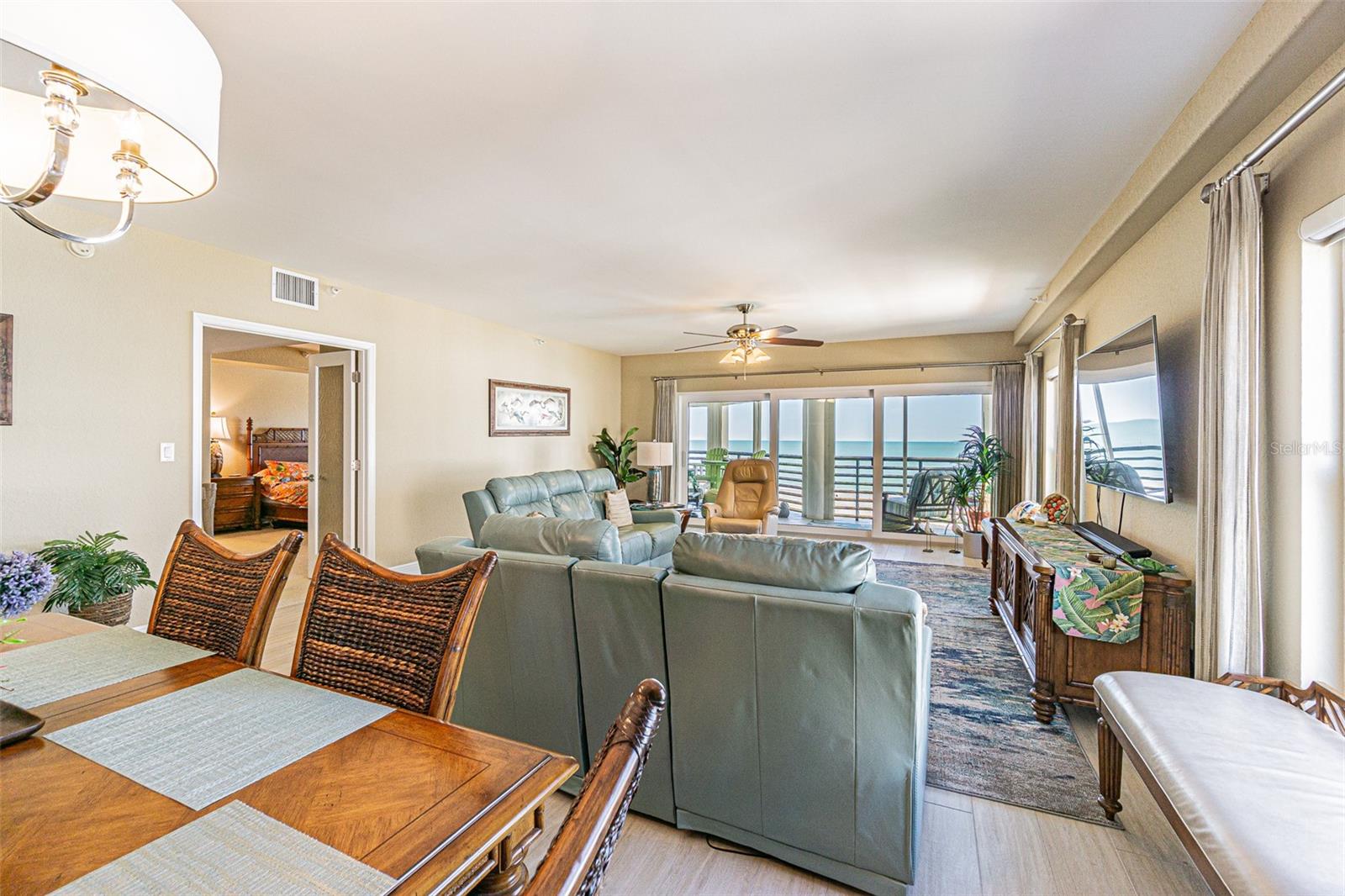 MARQUESA CONDO - Residential