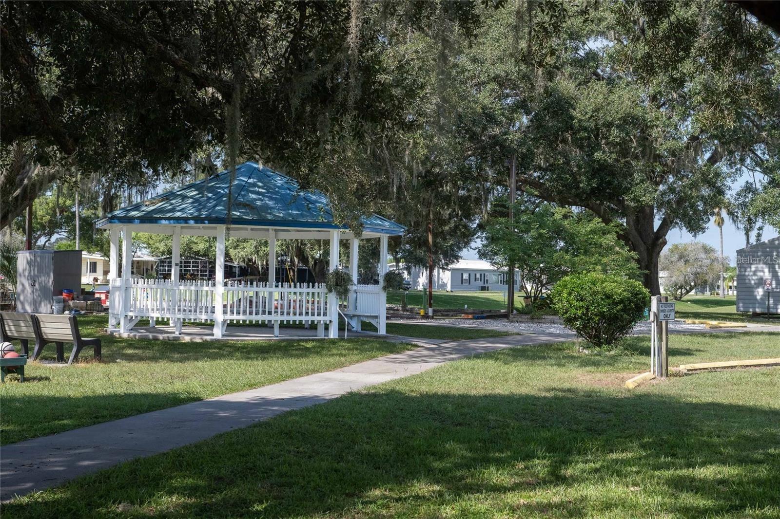 LAKE BETMAR ESTATES - Residential