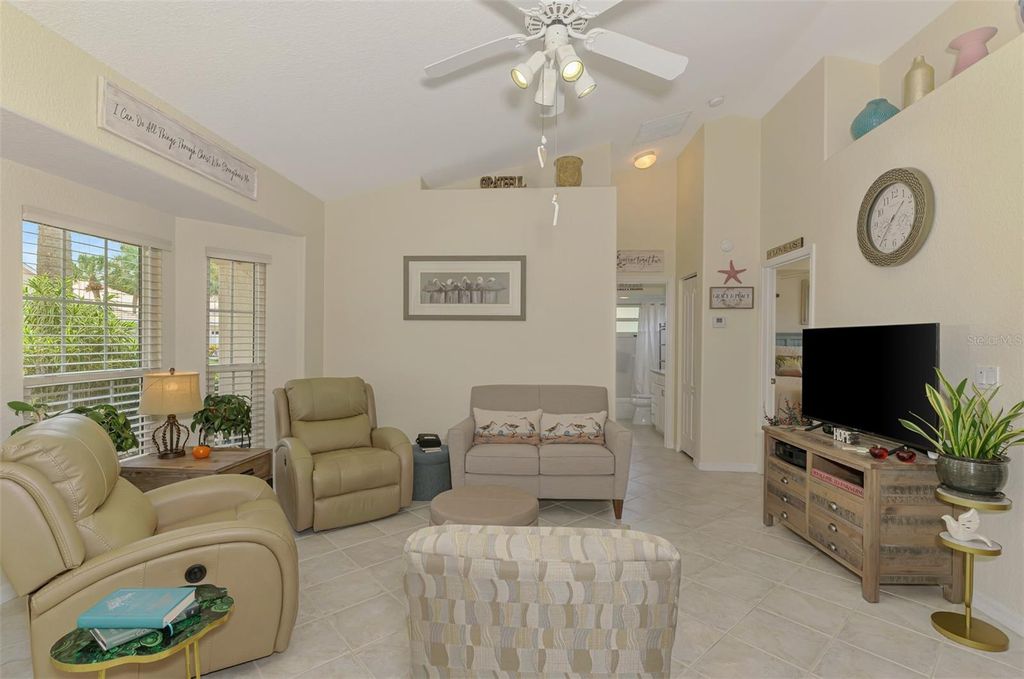 Photo of 1209 Berkshire Circle, Venice, FL 34292 (MLS # N6140410)