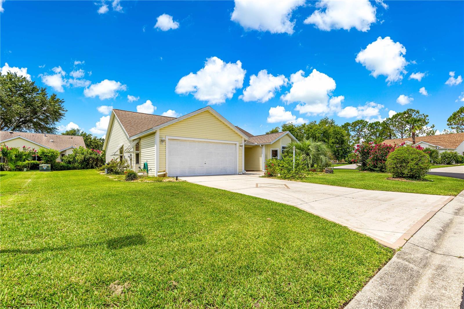 2450 MERIDA CIRCLE