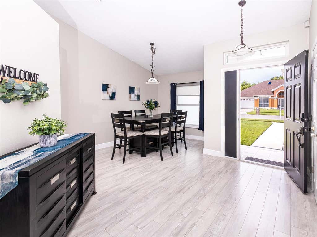 Photo of 2540 Rolling Broak Drive, Orlando, FL 32837 (MLS # O6434730)