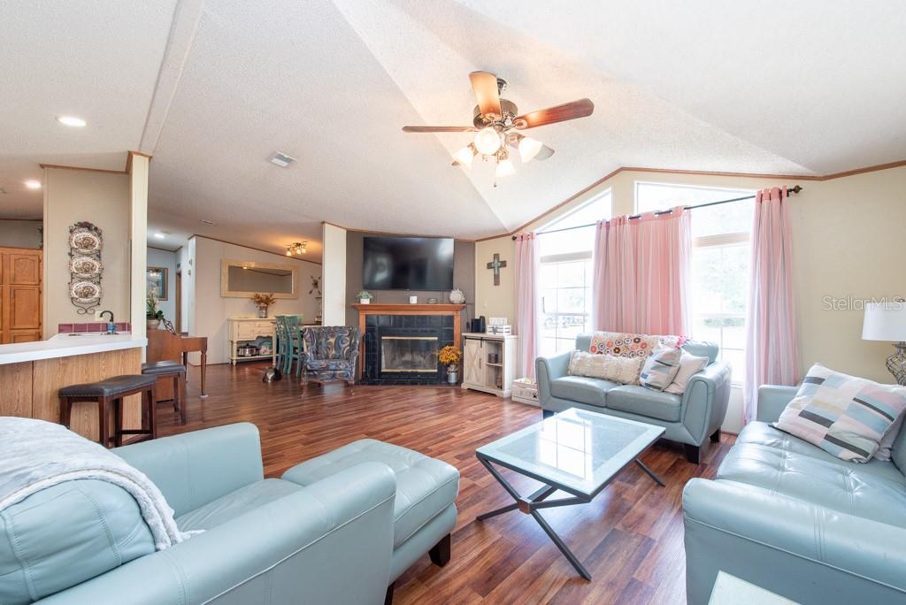 RAYE ANN PLATTED SUB - Residential