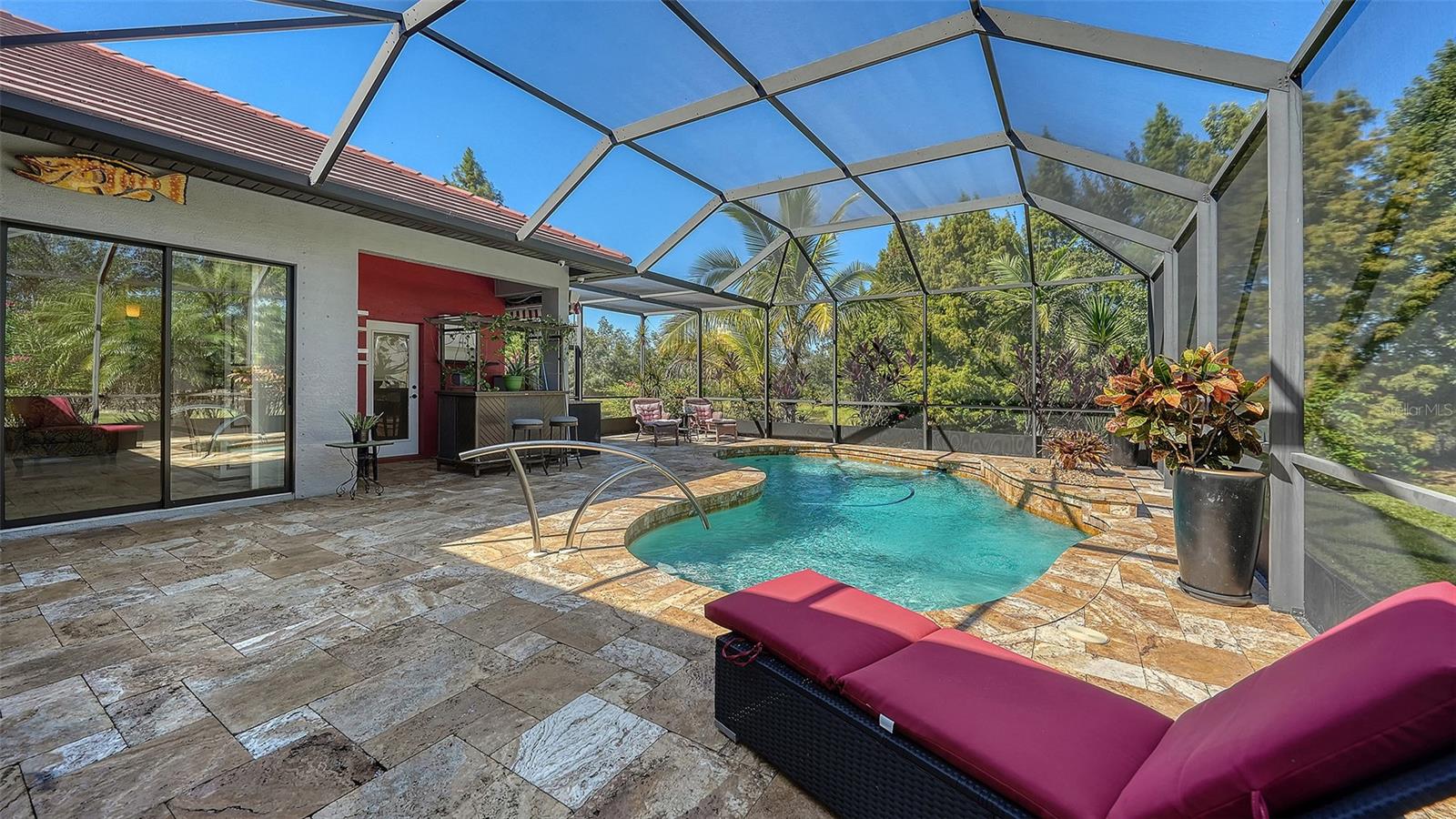 RIVA TRACE - Residential