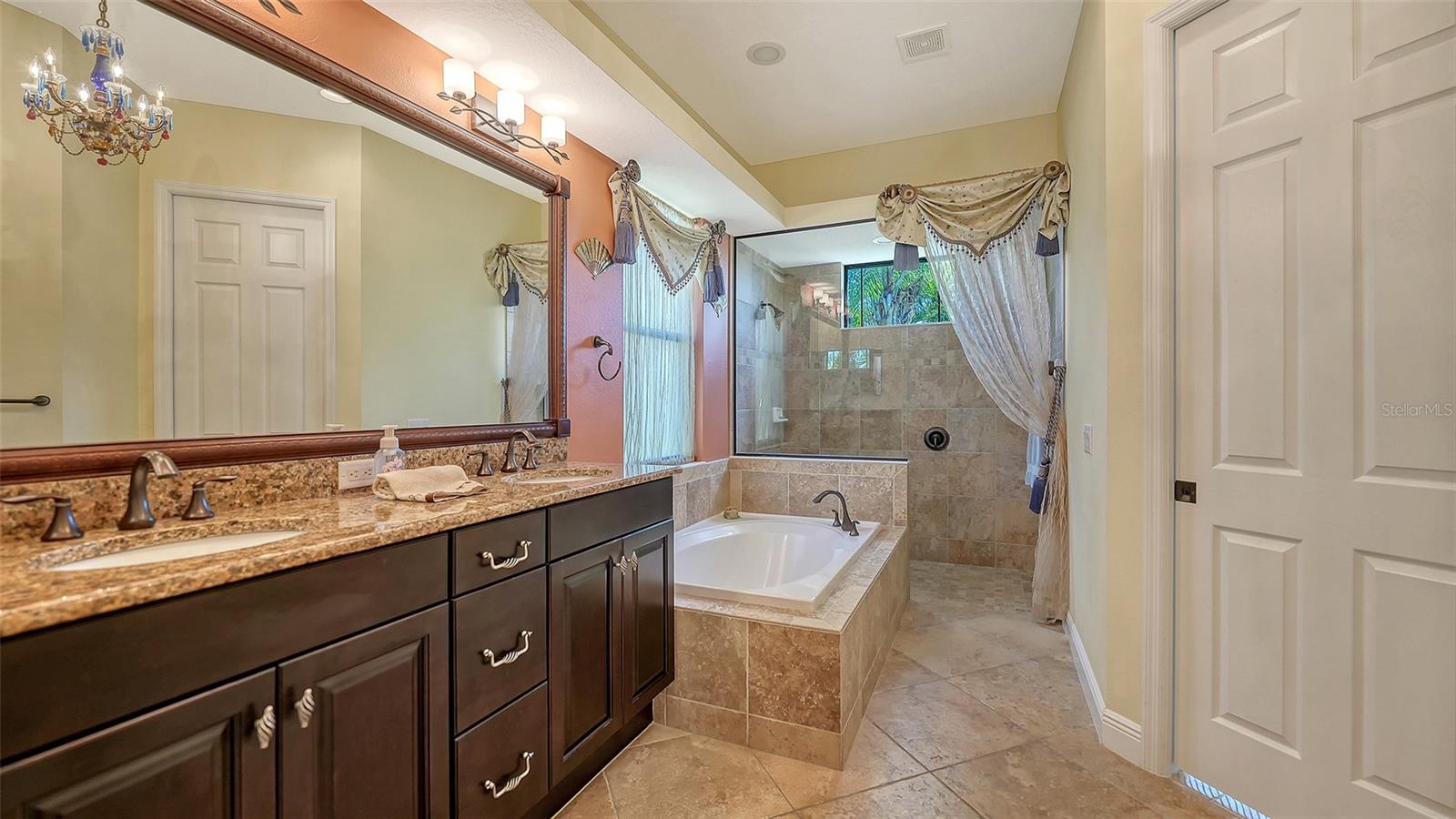 RIVA TRACE - Residential