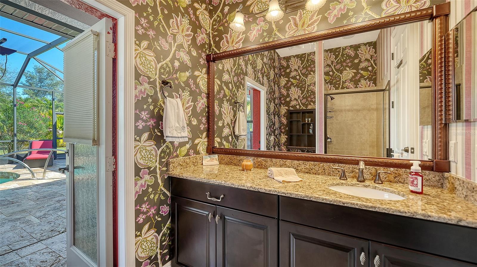 RIVA TRACE - Residential