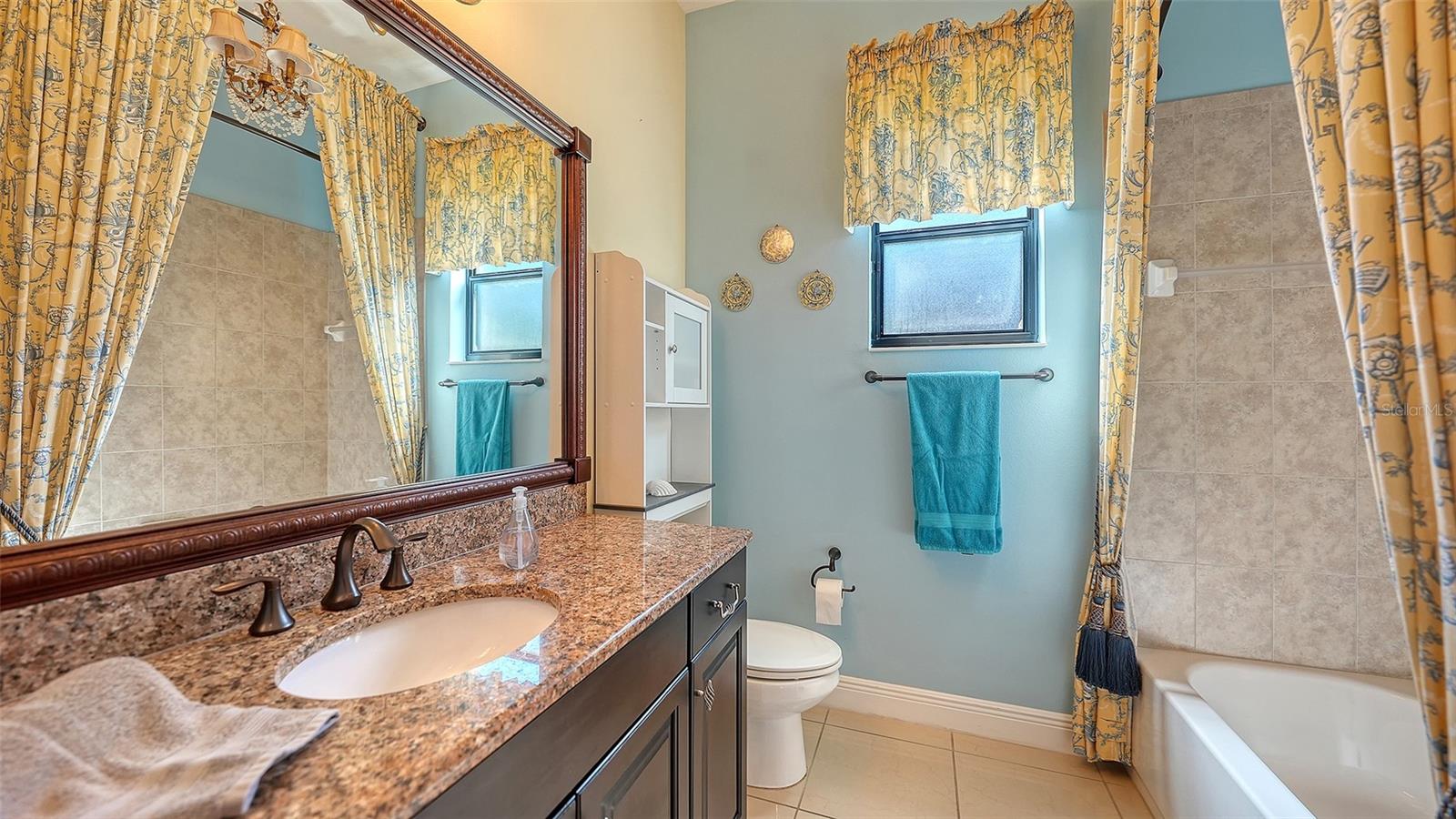 RIVA TRACE - Residential