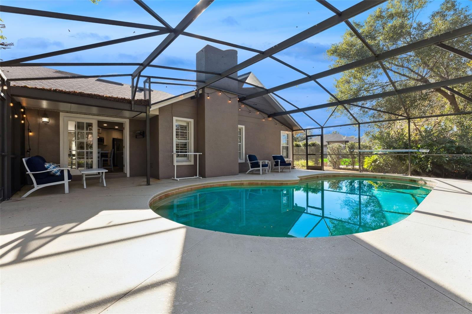 BENTLEY WOODS - Residential