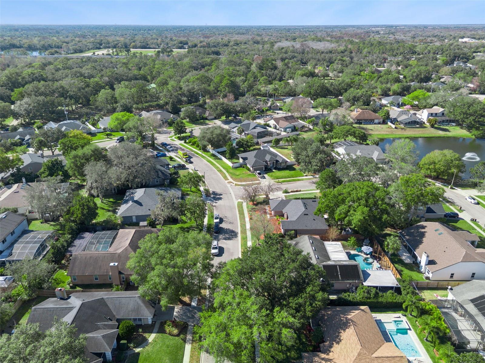 BENTLEY WOODS - Residential