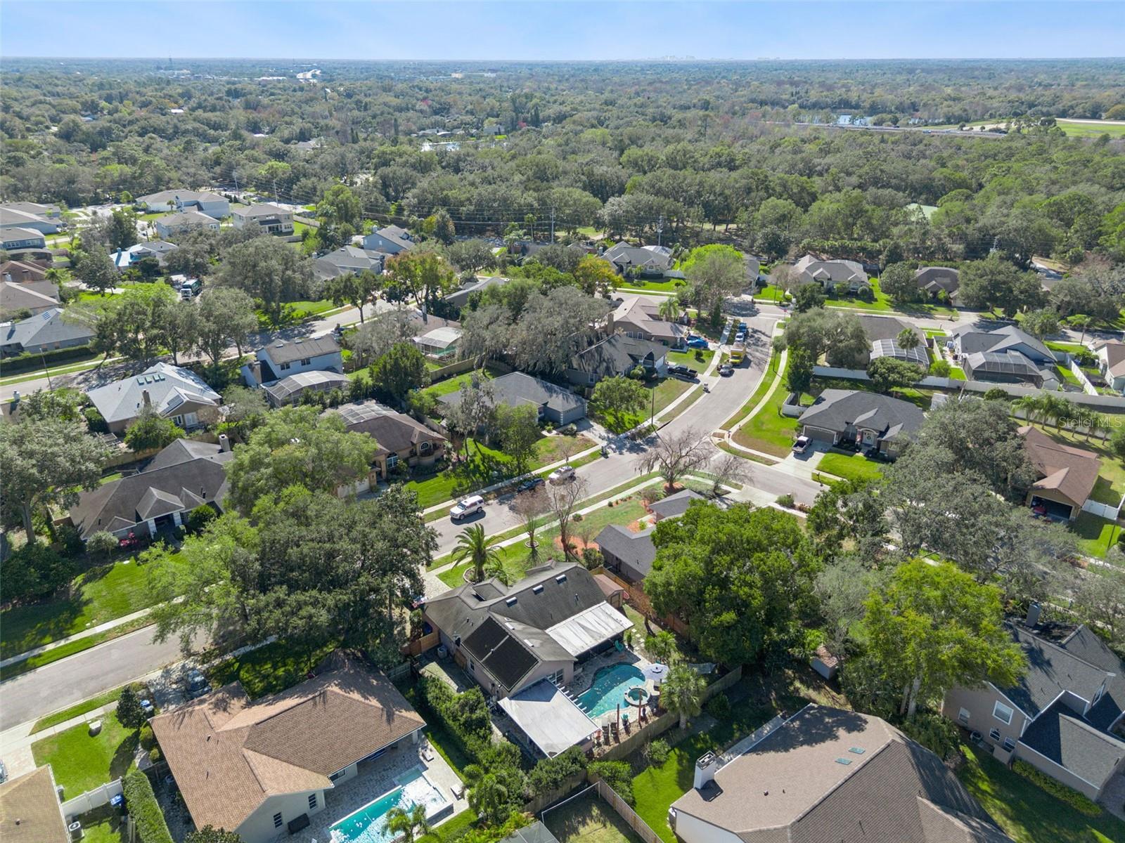 BENTLEY WOODS - Residential