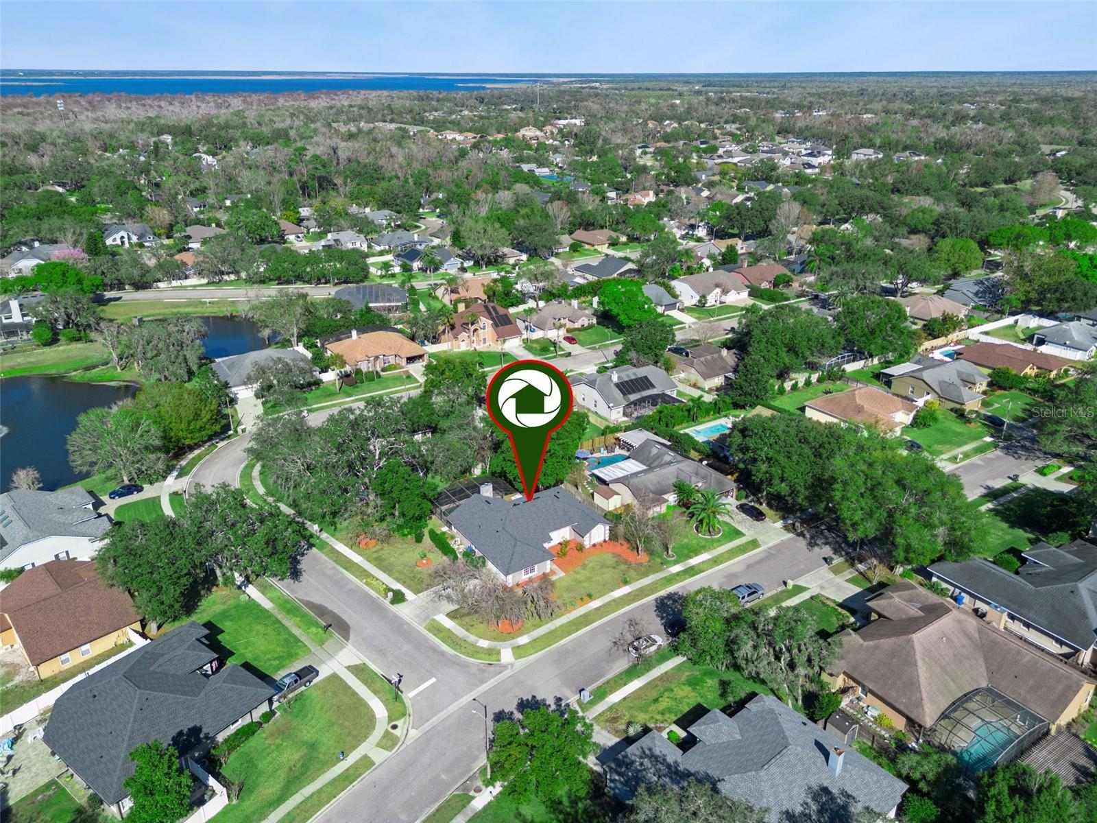 BENTLEY WOODS - Residential