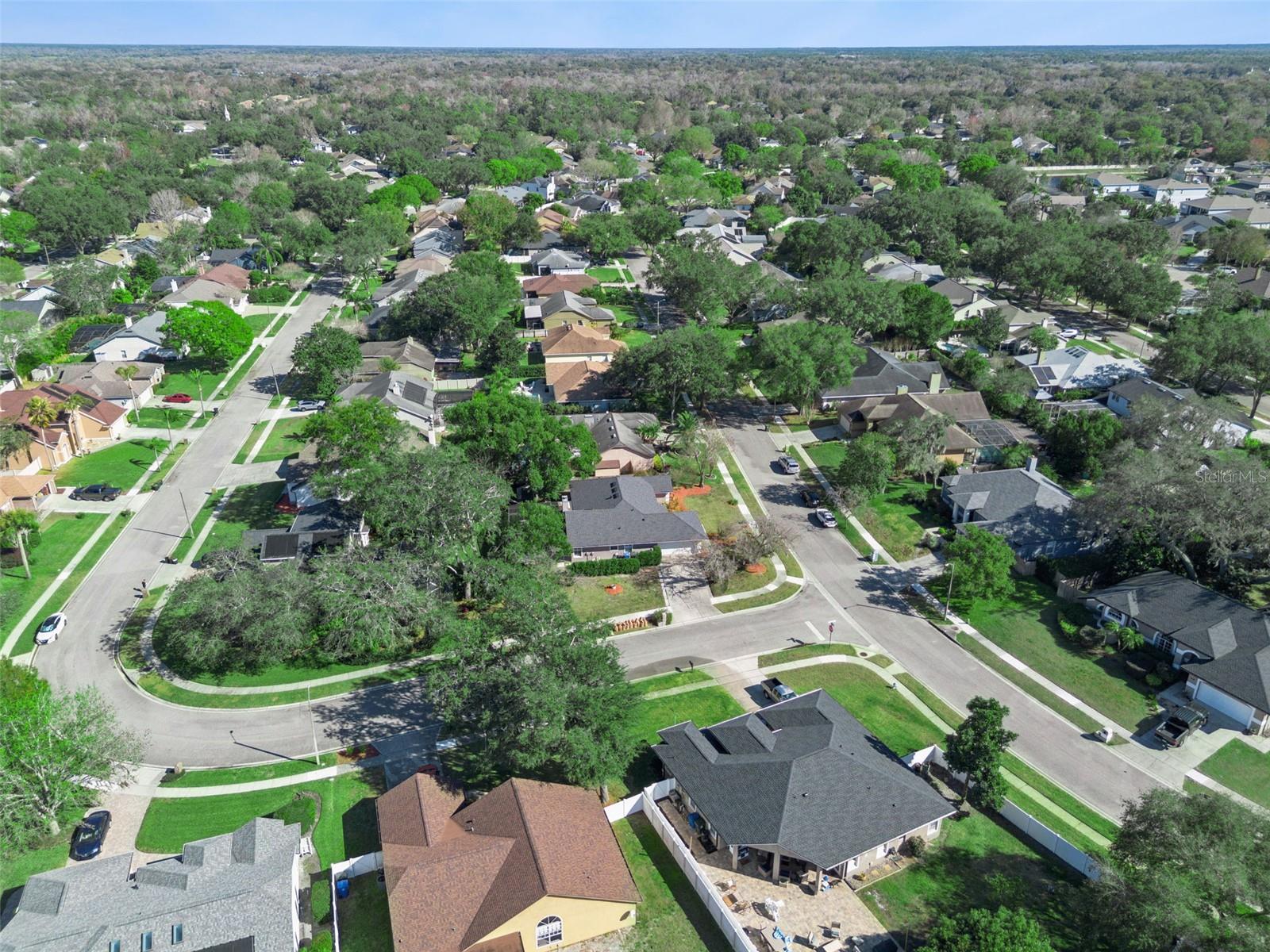 BENTLEY WOODS - Residential