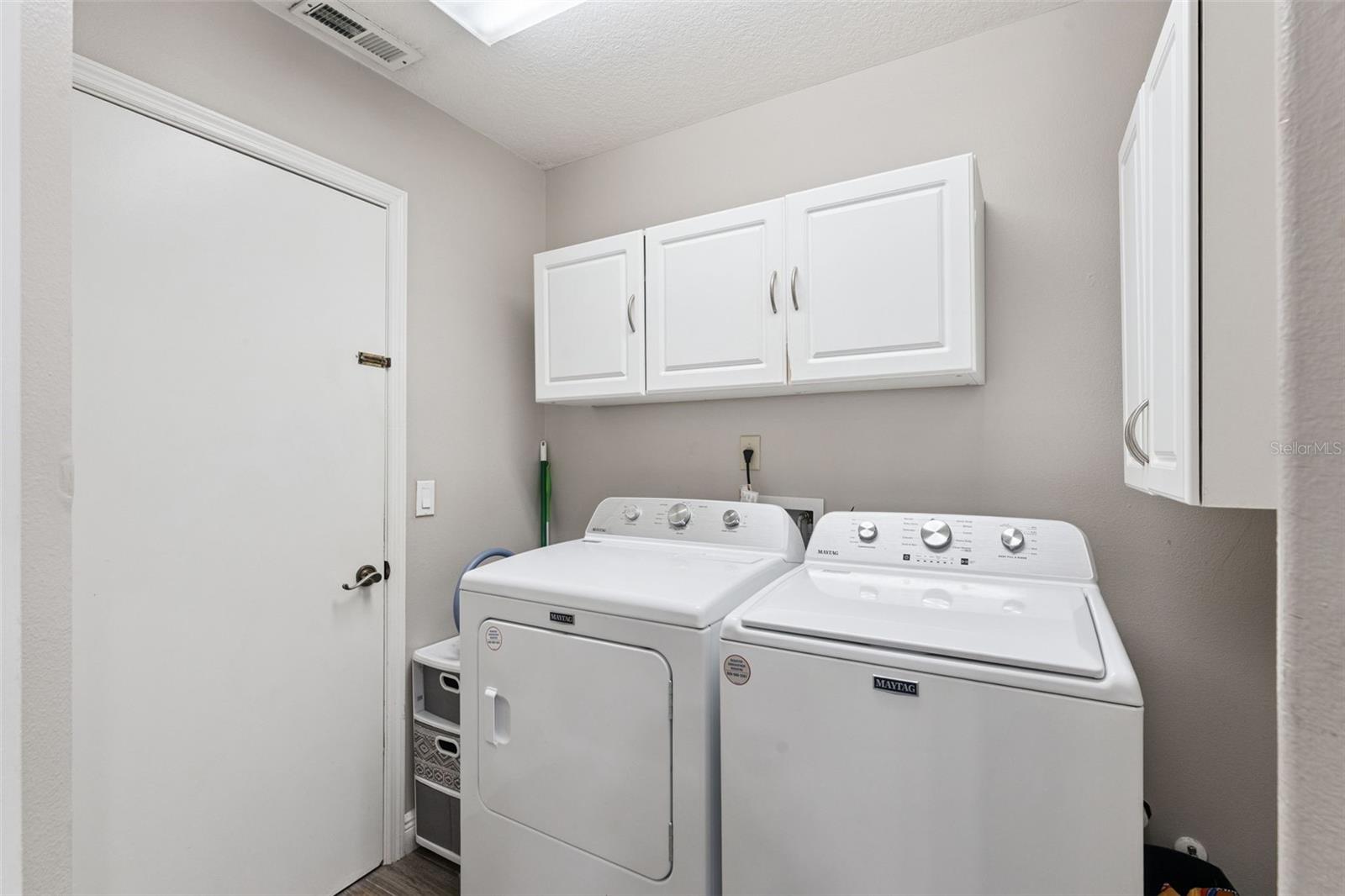 BENTLEY WOODS - Residential