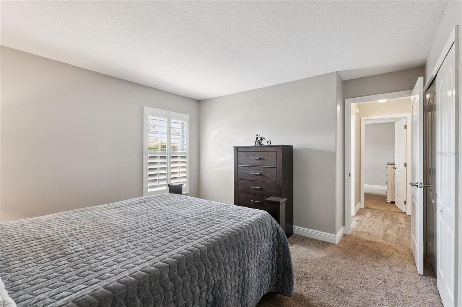 BENTLEY WOODS - Residential