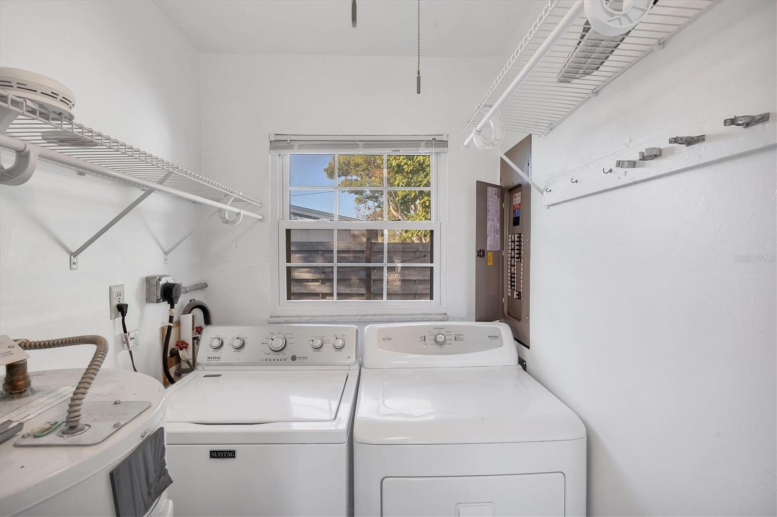 BONITA MANOR - Residential