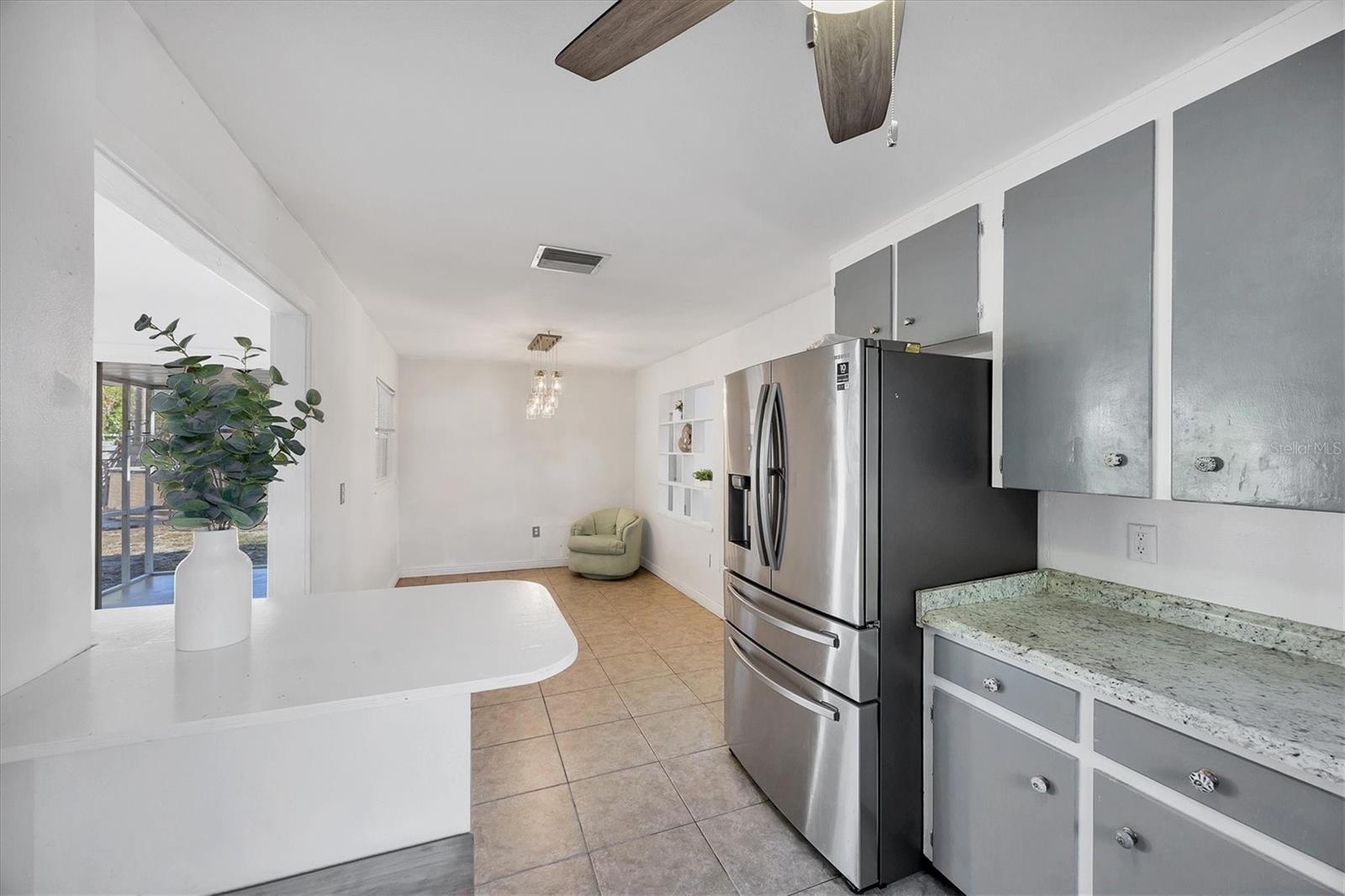 BONITA MANOR - Residential