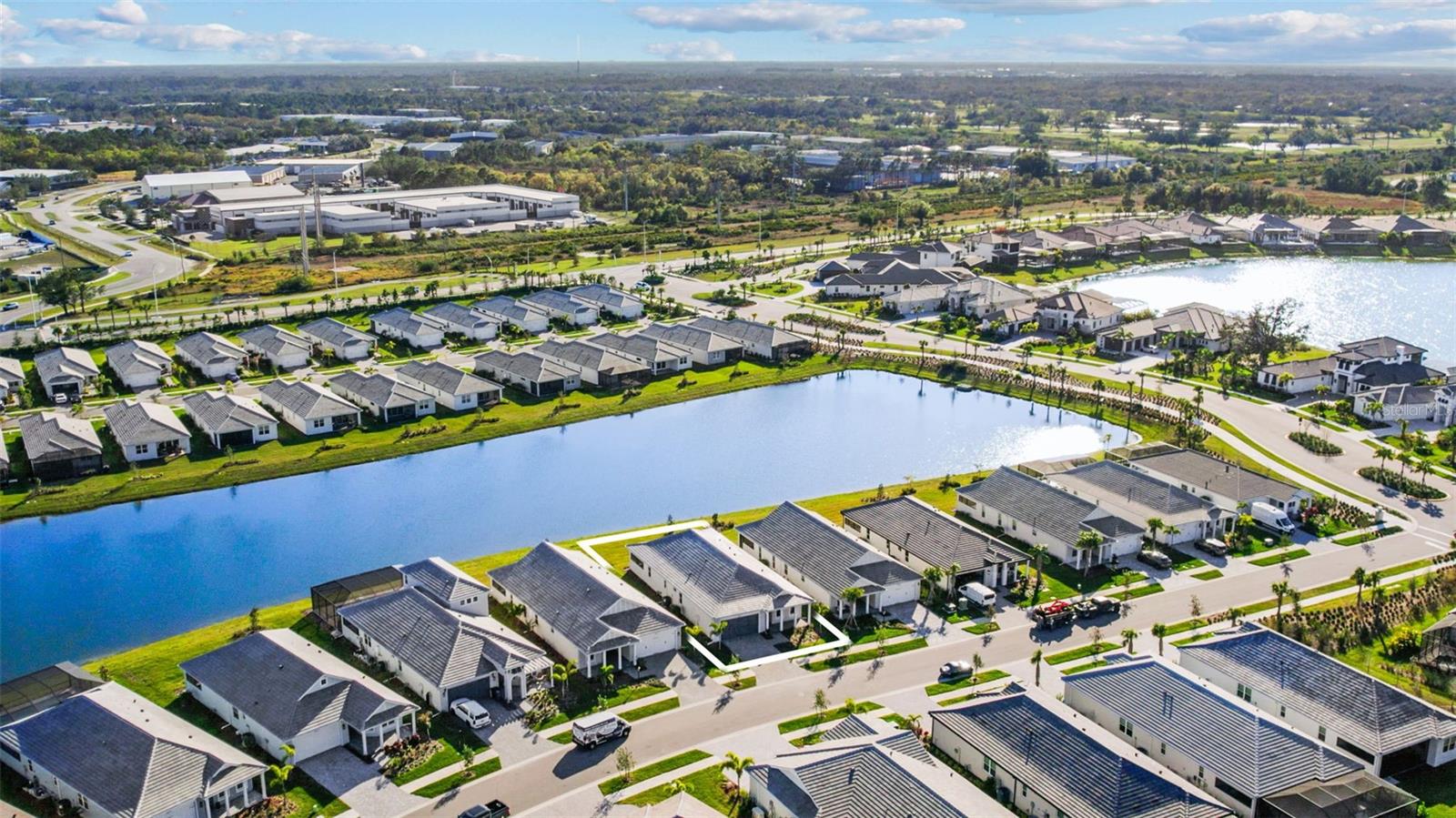 LAKEHOUSE COVE/WATERSIDE PHS 5 - Residential