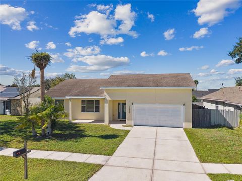 Photo of 10524 Ramblewood Road, Orlando, FL 32837 (MLS # S5137055)