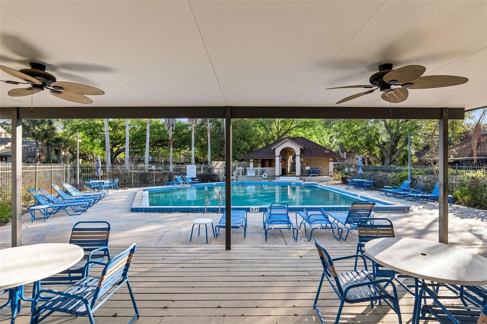 CYPRESS CLUB - Residential