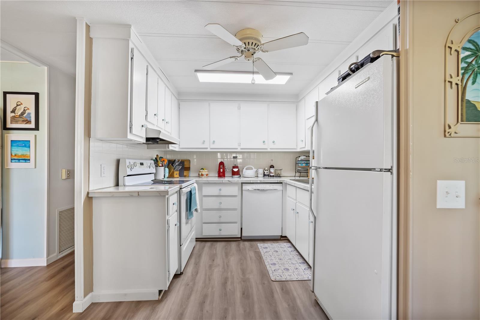 MAPLE LEAF ESTATES - Residential